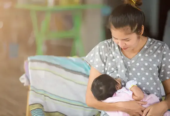 Premature babies gain protective gut bacterium through breast-feeding