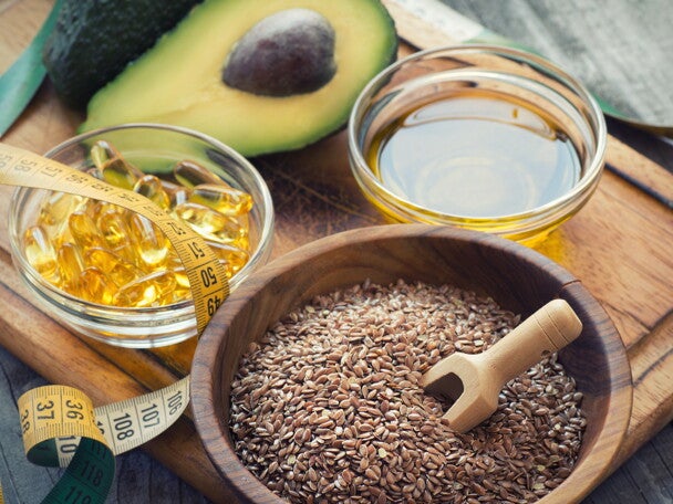 Prenatal lack of omega-3 and omega-6 fatty acids linked to schizophrenic symptoms in mice